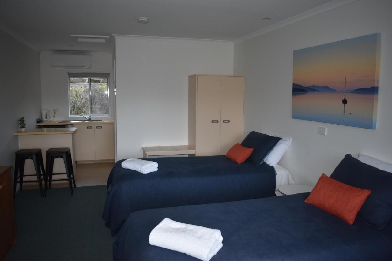 Kermandie Hotel Port Huon 外观 照片