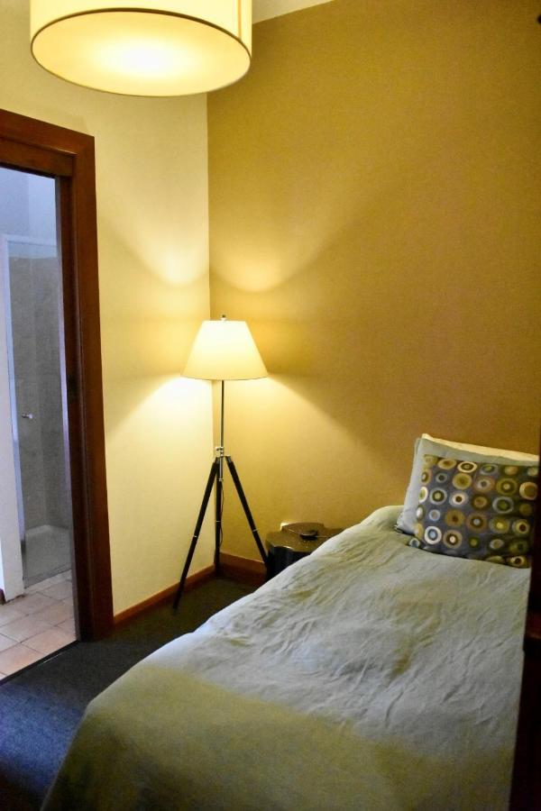 Kermandie Hotel Port Huon 外观 照片