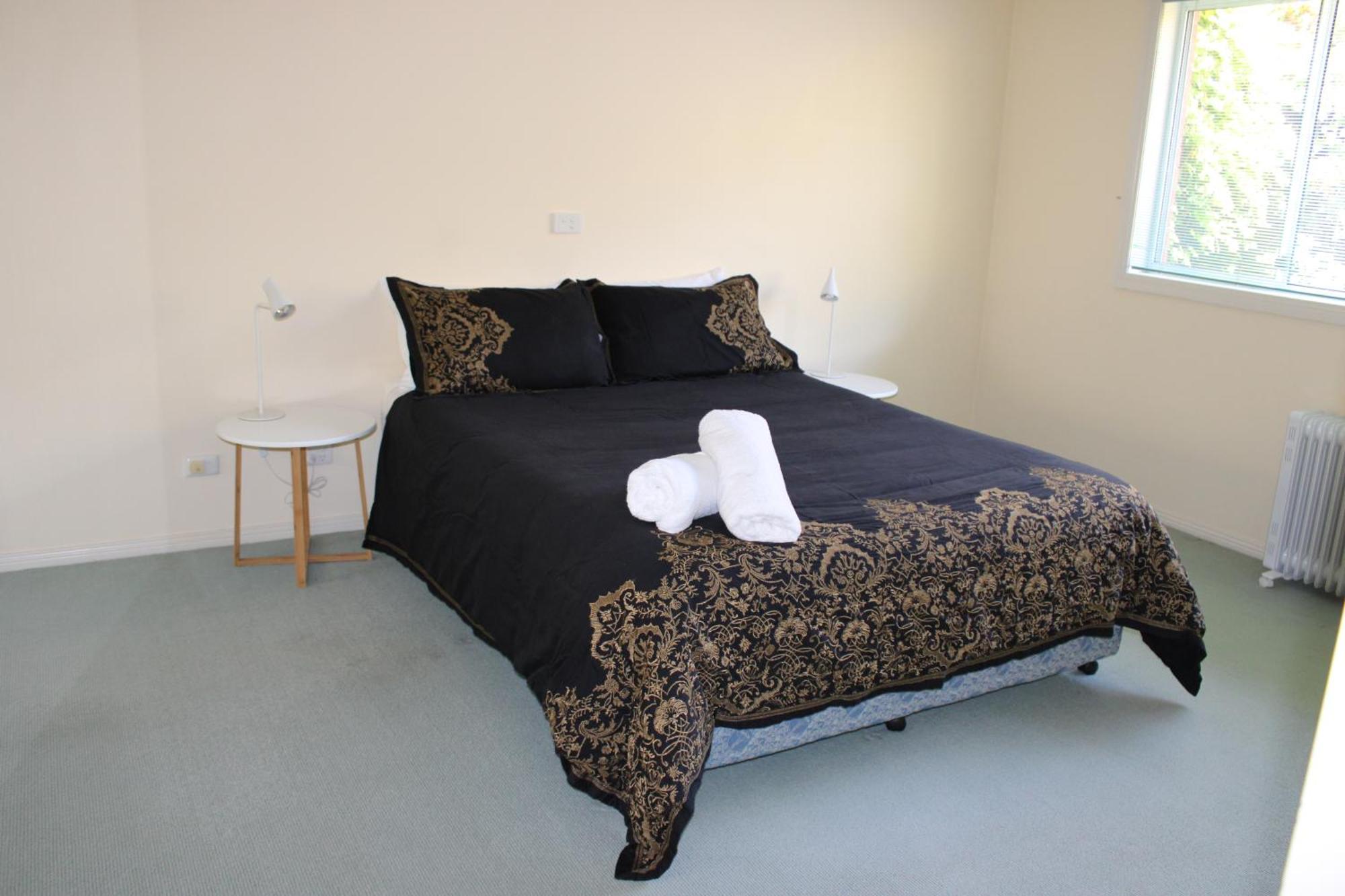 Kermandie Hotel Port Huon 外观 照片
